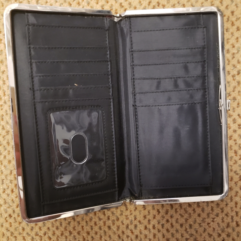 Wallet - Picture 2 of 3